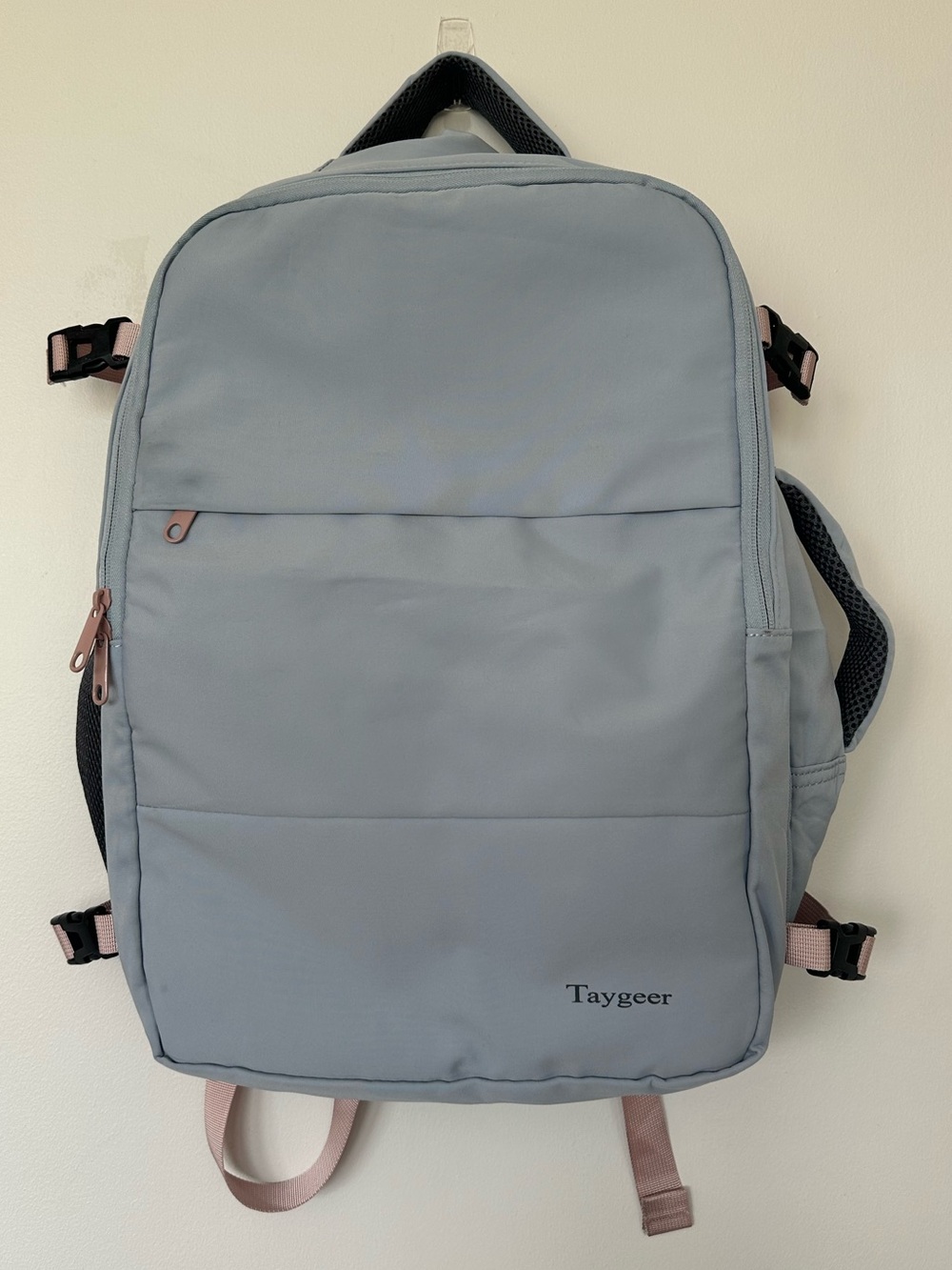 Taygeer Convertible Travel Backpack & Briefcase | USB Charging Port | Like New